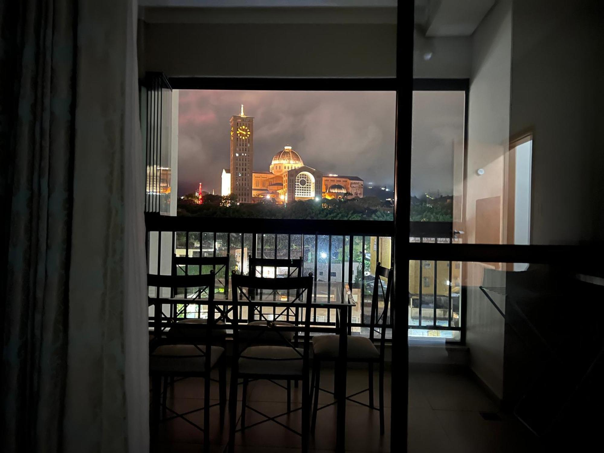 Vista Privilegiada 5 Minutos Da Basilica Aparecida (Sao Paulo)